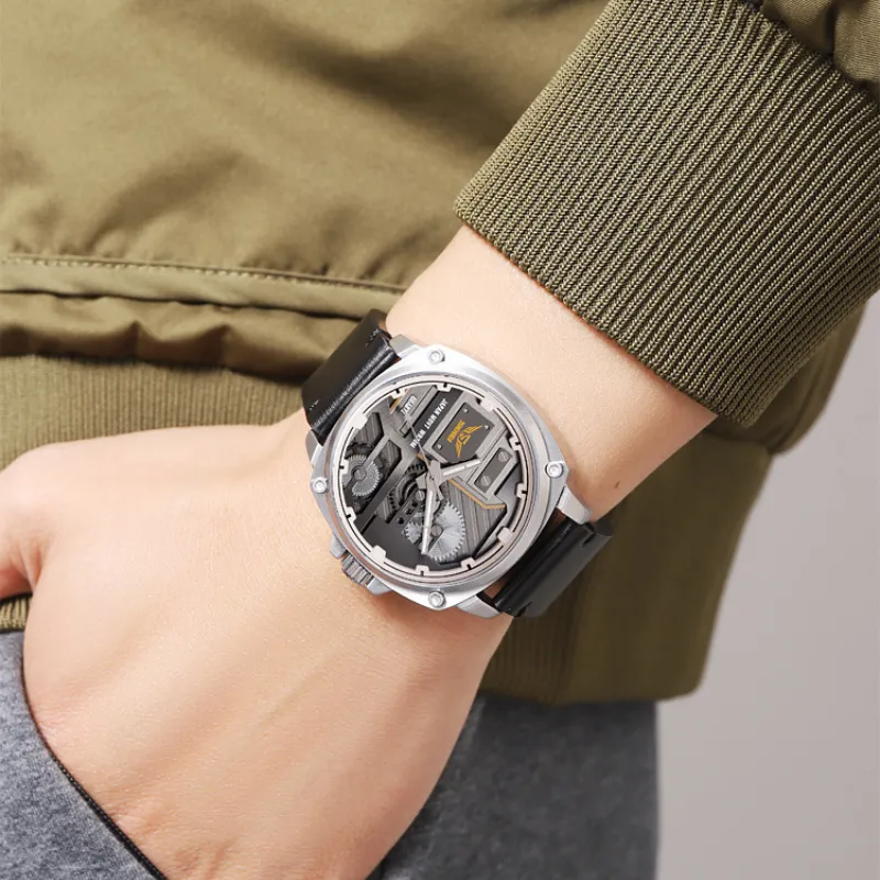 QUARZ | Stylish, Waterproof Watch
