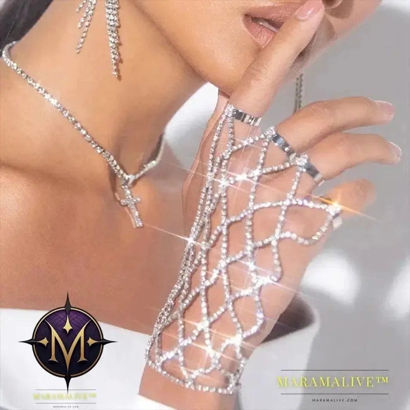 Ring Charm Finger Mesh Linked Bracelet Jewelry Femme for Women Hand New Fashion Luxury Bangles 2024 Designer