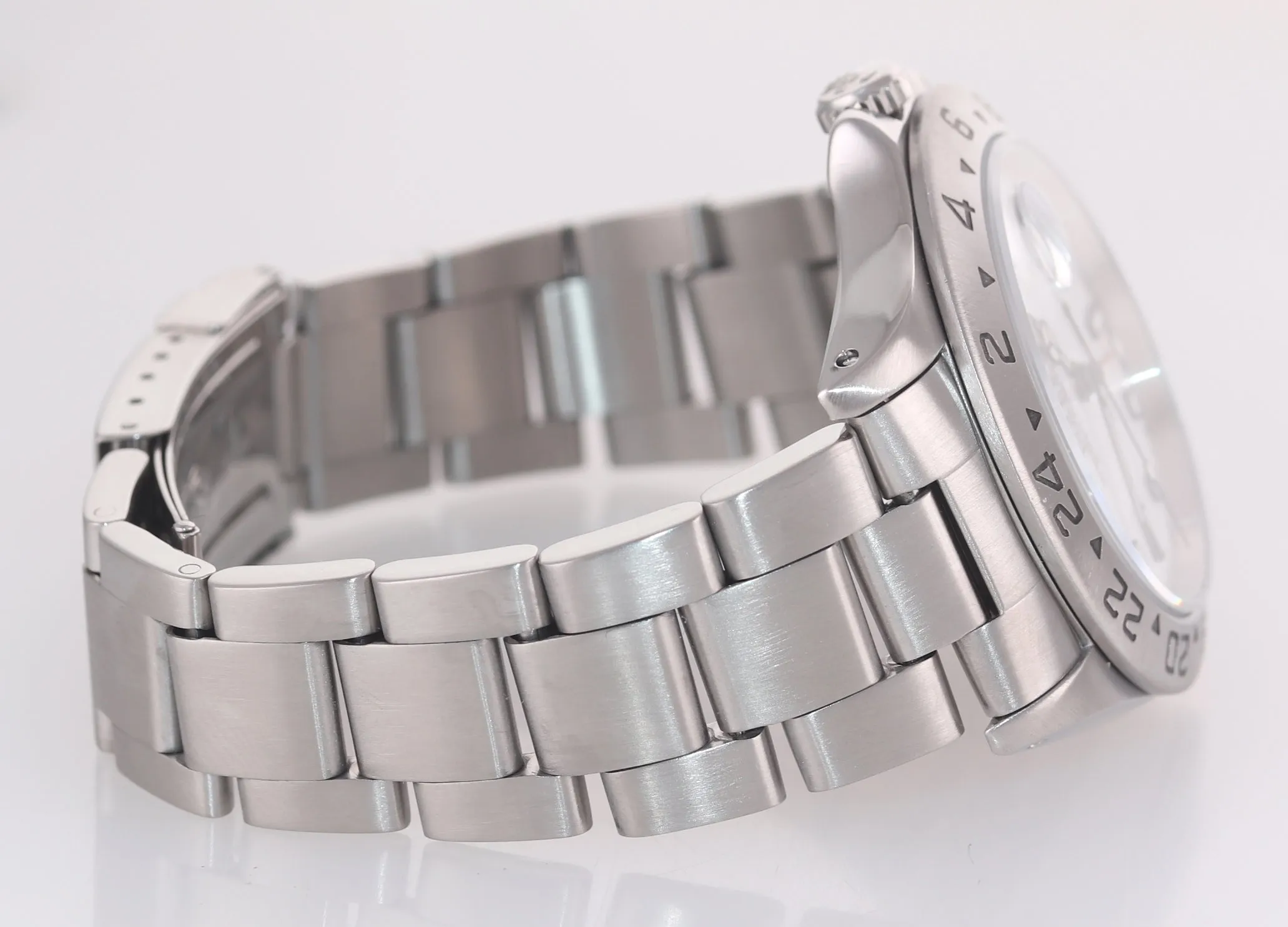 Rolex Explorer 2 16570 Steel White Polar GMT TRITIUM Dial 40mm Watch Box