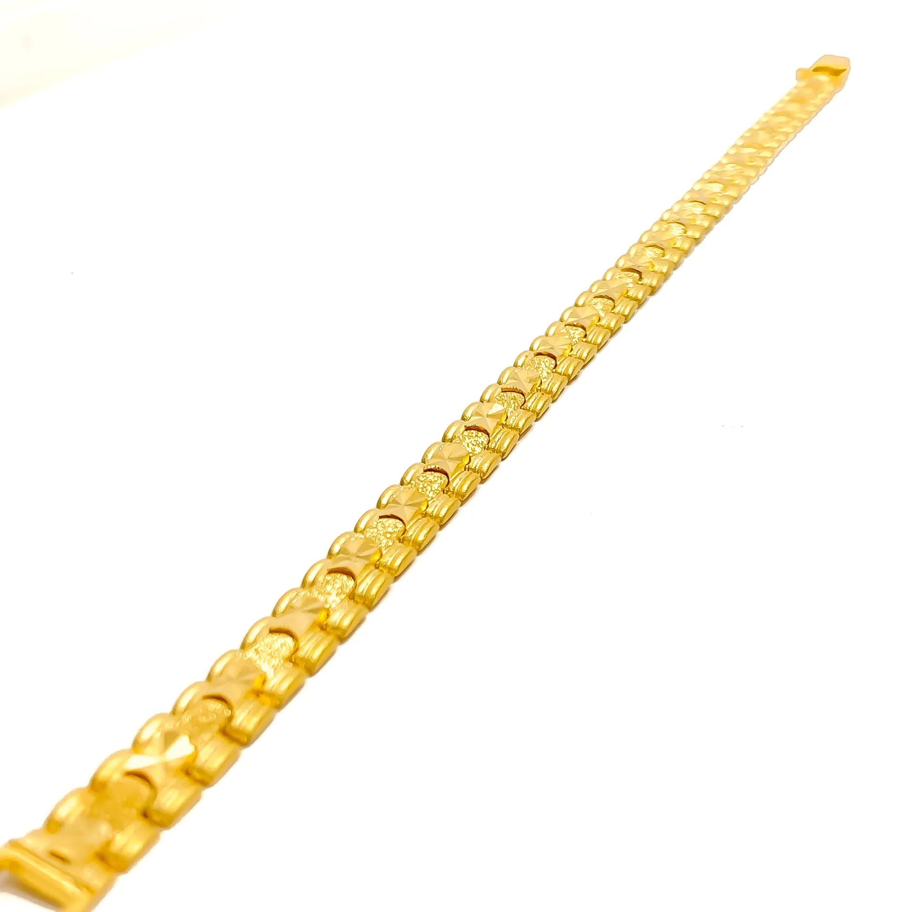 Sleek Shimmering 22K Gold Men's Bracelet