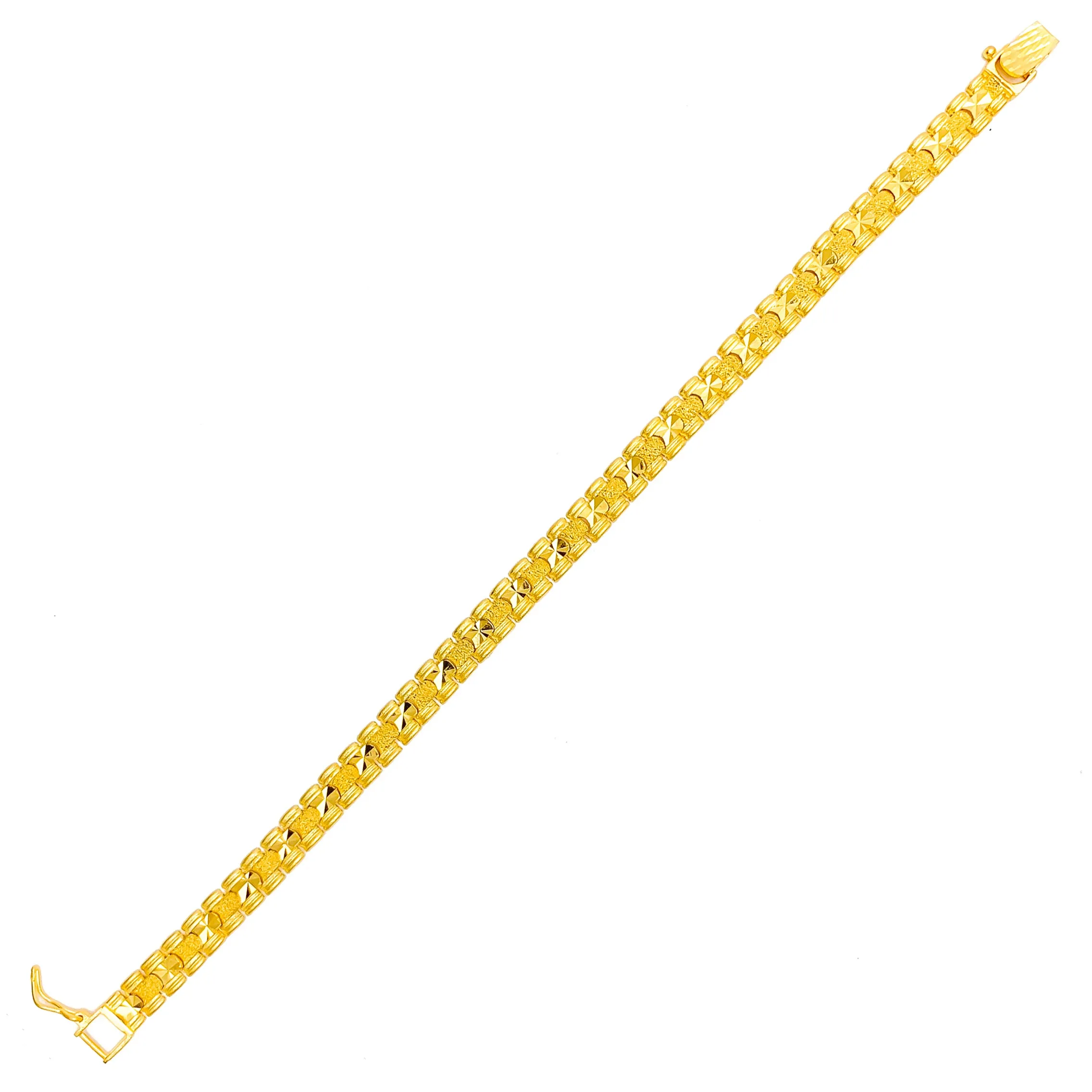 Sleek Shimmering 22K Gold Men's Bracelet