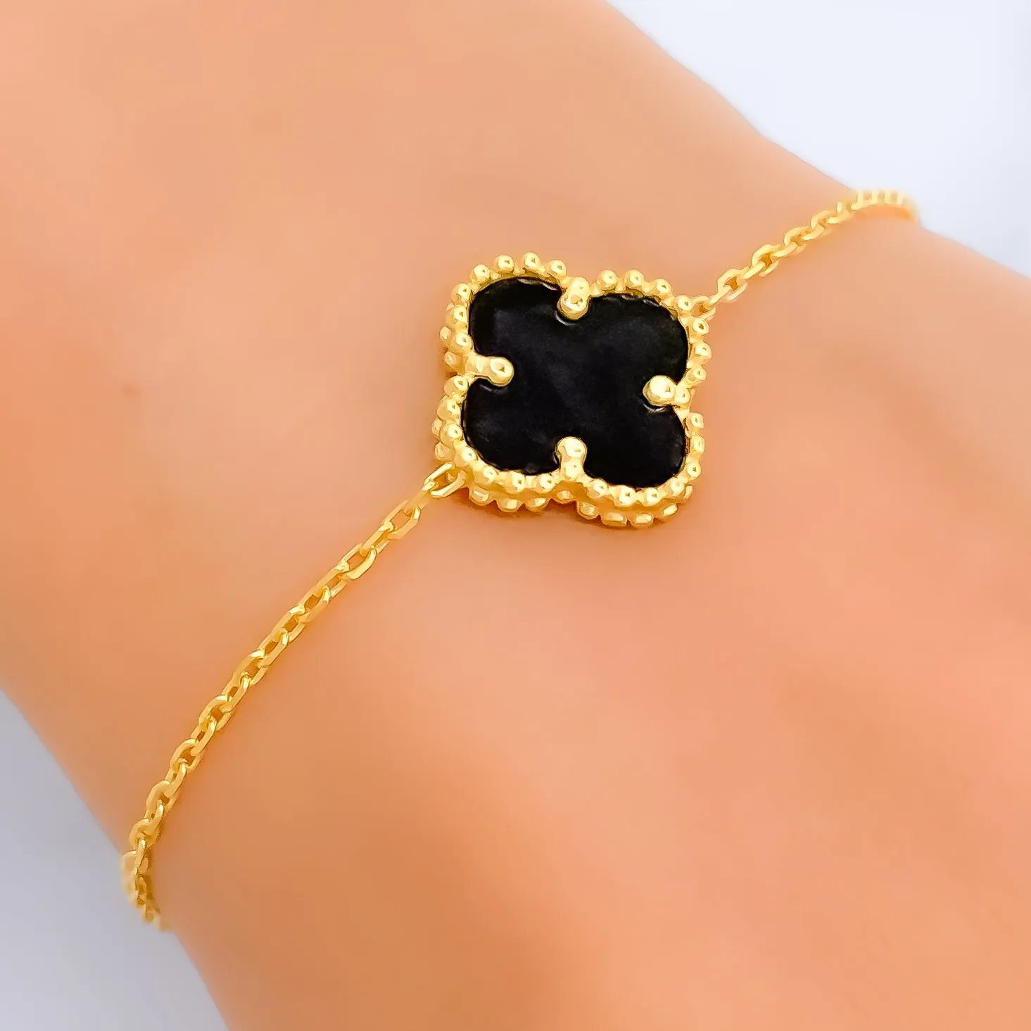 Sleek Sophisticated 21k Gold Clover Bracelet