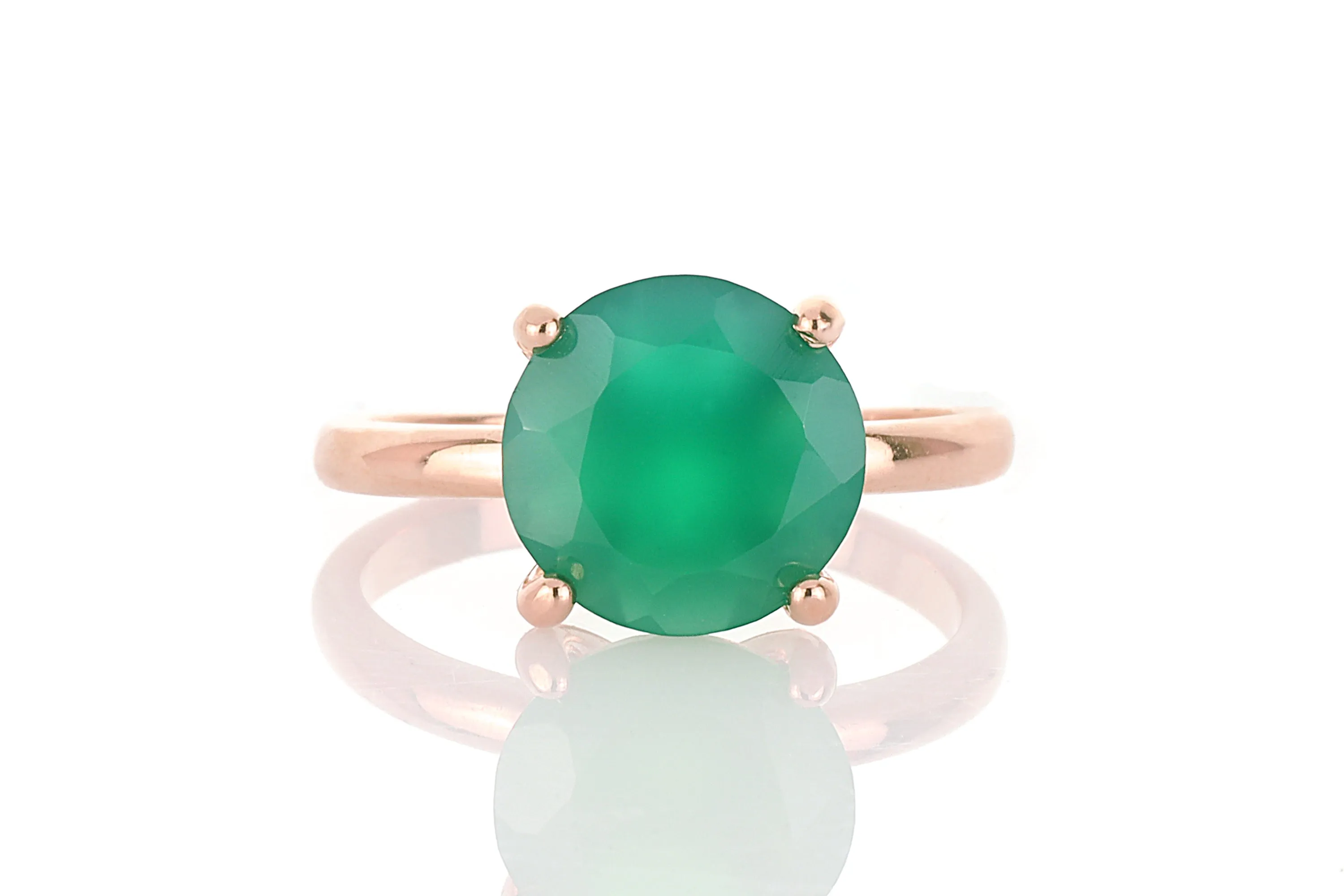 Solitaire Onyx Gemstone Rings in Gold