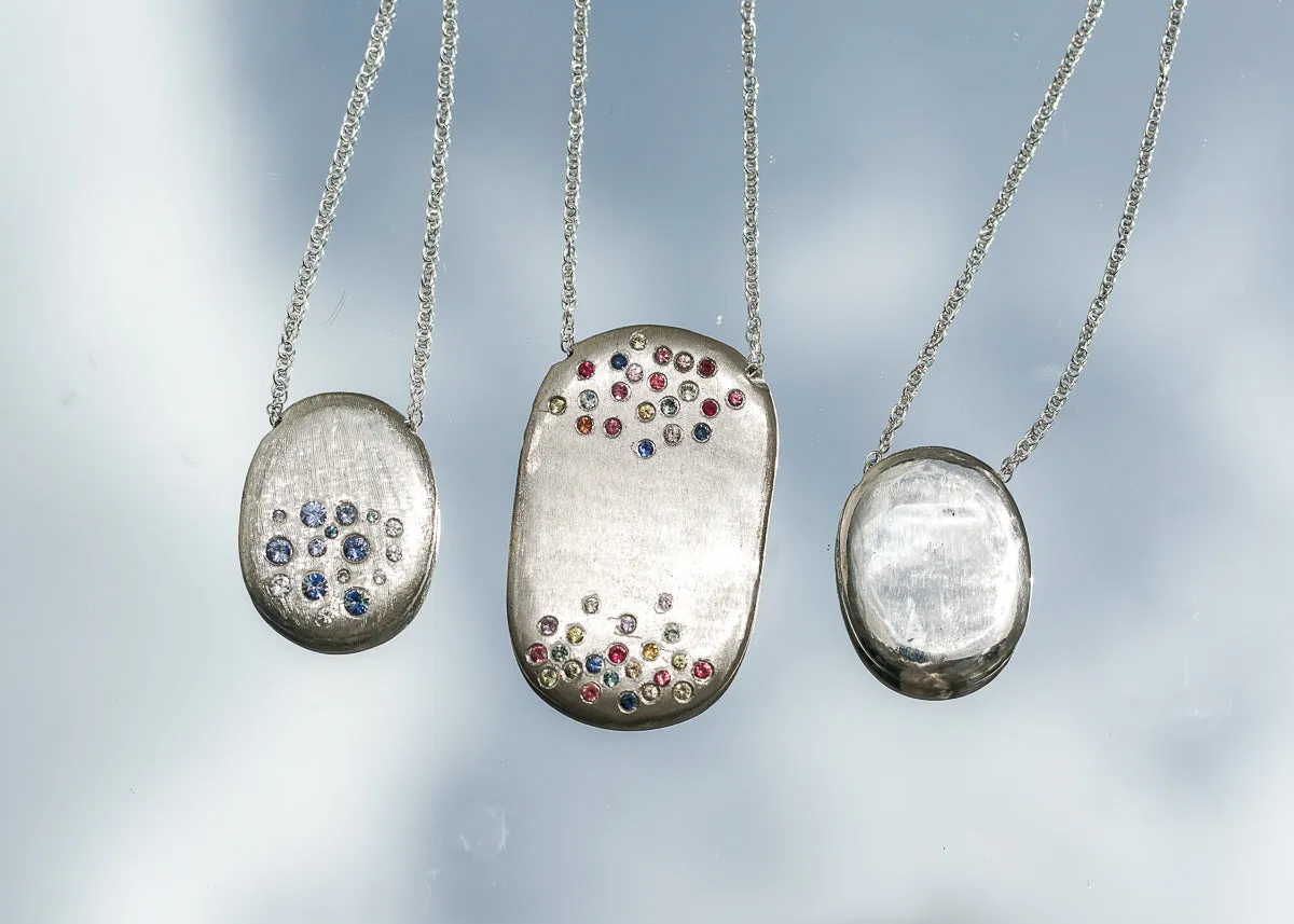 Starburst Large necklace with sapphires