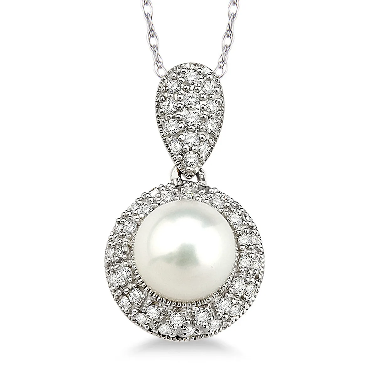Stunning Diamond & Pearl Necklace