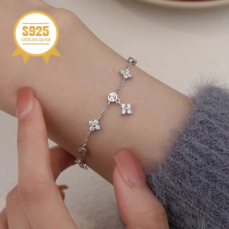 Stylish Zirconia Clover Bracelet for Women