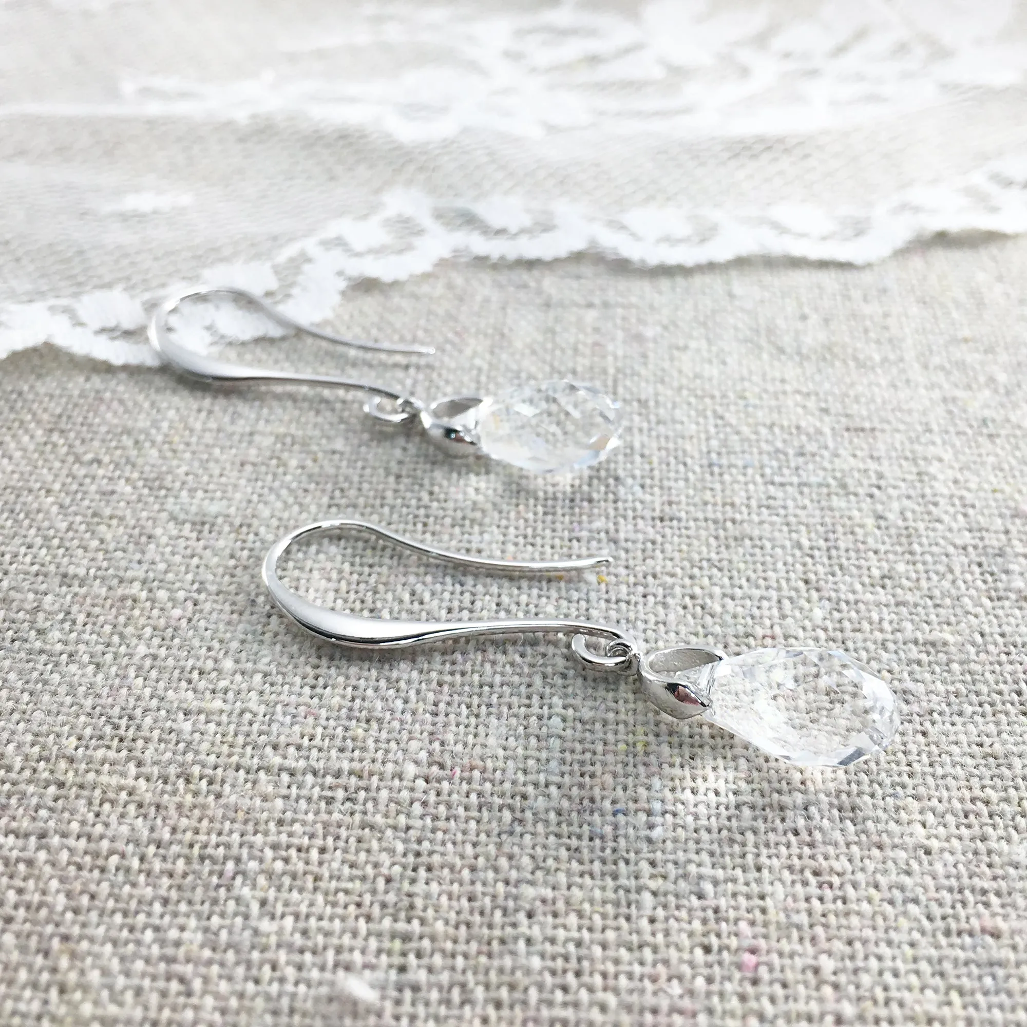 Sway Teardrop Earrings