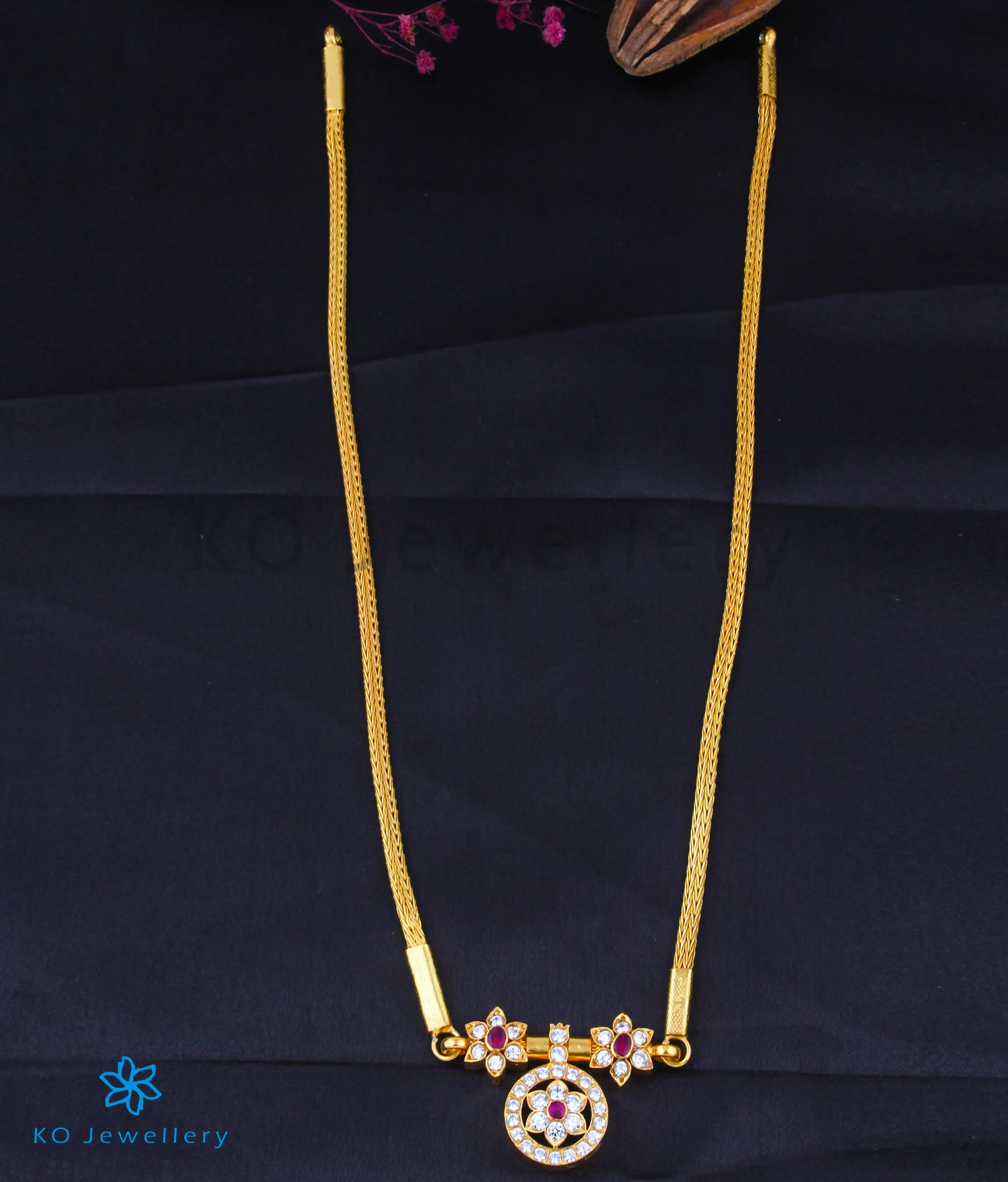 The Saptapadi Silver Necklace (Single Pendant)