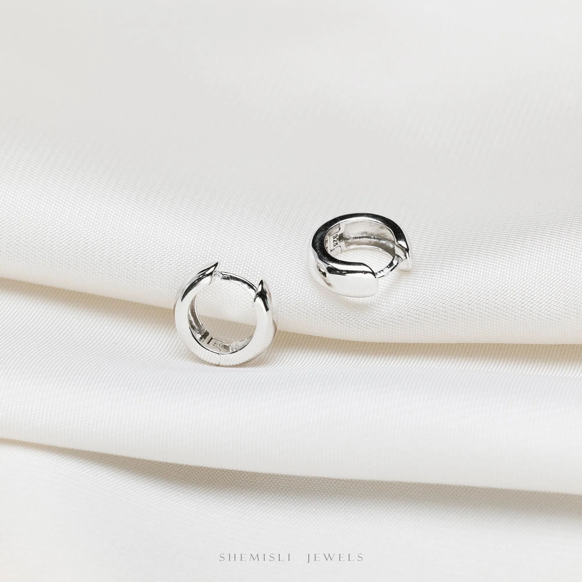 Thick Hoop Earring, Huggies, Unisex, Gold, Silver SHEMISLI - SH020