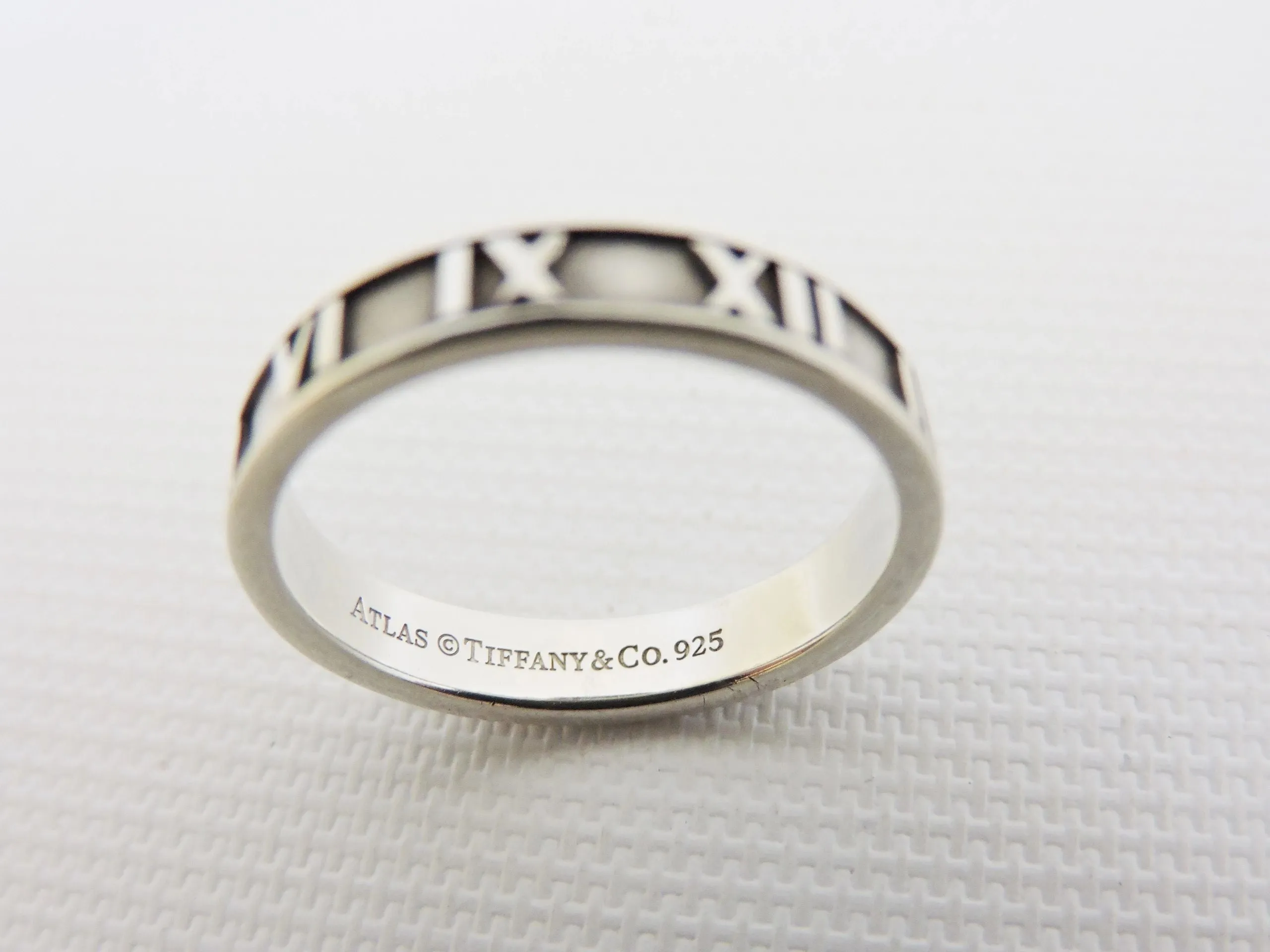 Tiffany & Co. Atlas Ring Size 8.5