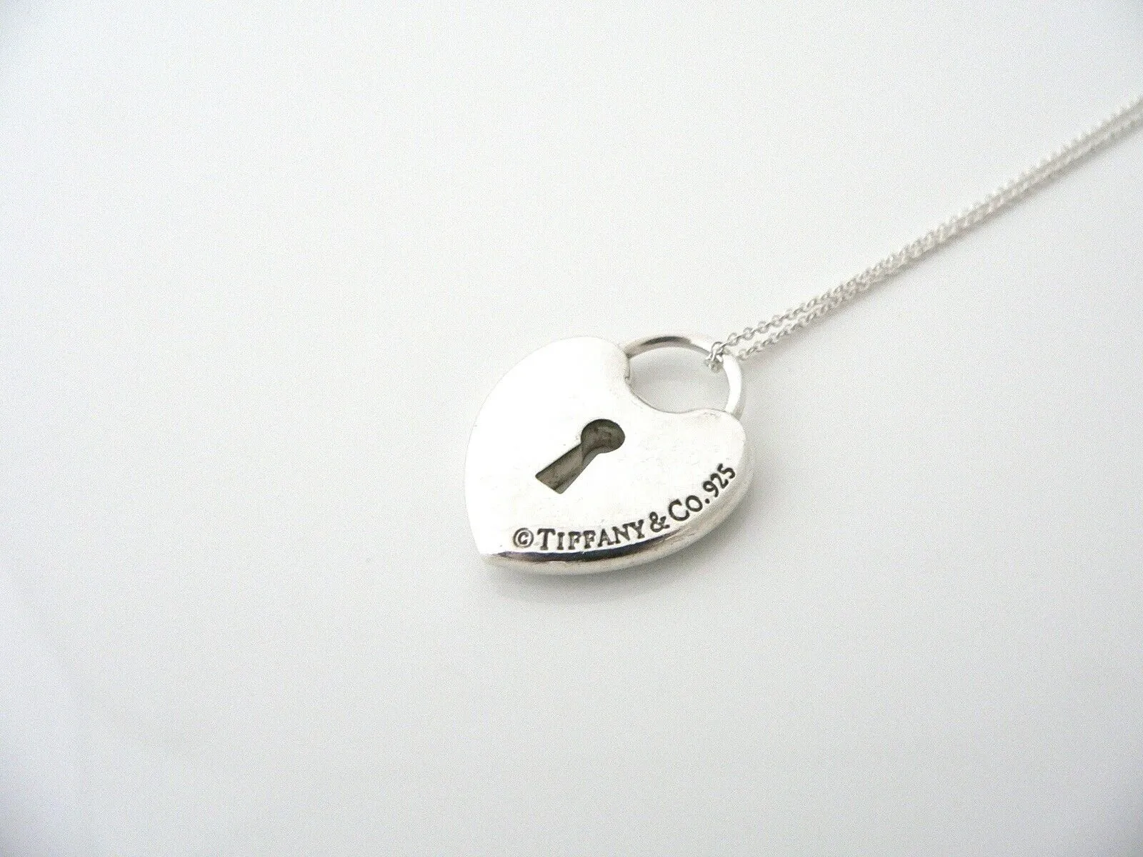 Tiffany & Co Silver Heart Key Hole Necklace Pendant 18 Inch Chain Gift Love Rare