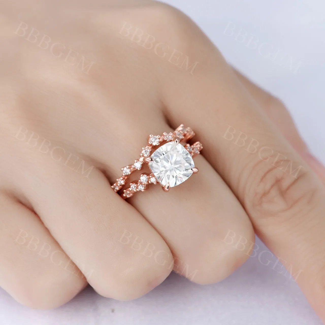 Unique 1.7 Carat Cushion Cut Moissanite Bridal Ring Set With Cluster Moissanite Matching Band Rose Gold