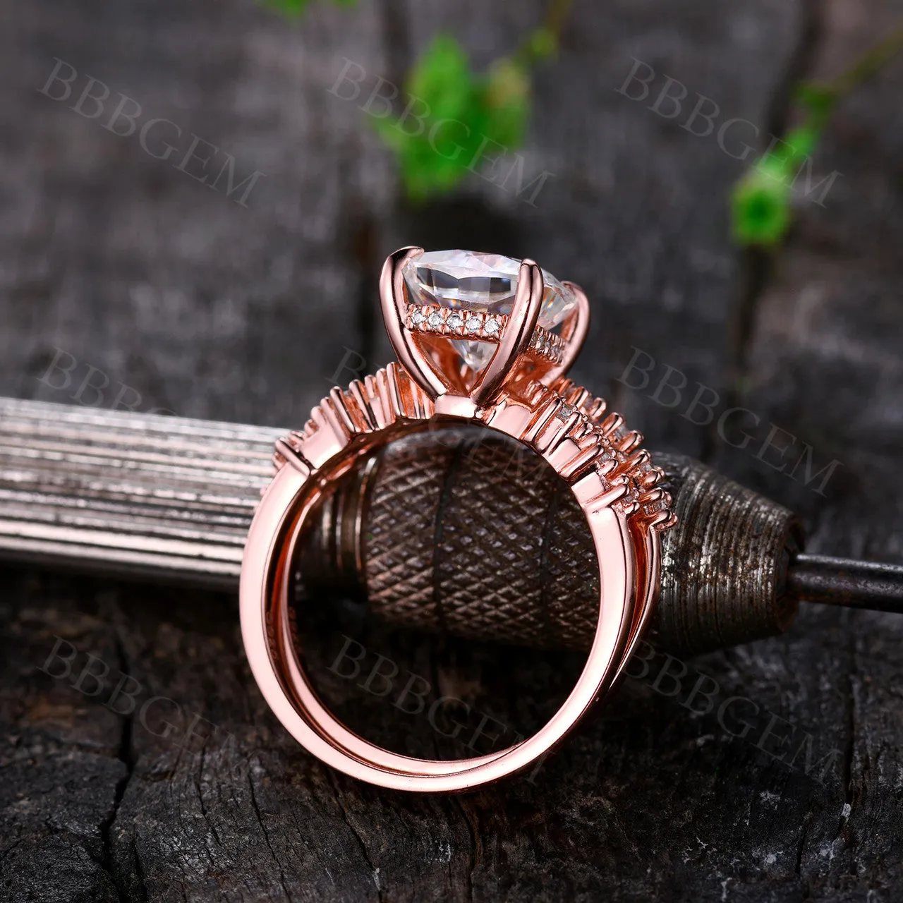 Unique 1.7 Carat Cushion Cut Moissanite Bridal Ring Set With Cluster Moissanite Matching Band Rose Gold