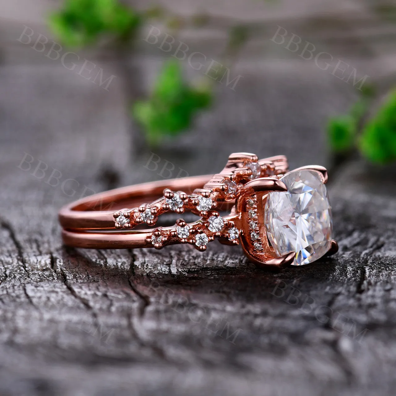 Unique 1.7 Carat Cushion Cut Moissanite Bridal Ring Set With Cluster Moissanite Matching Band Rose Gold