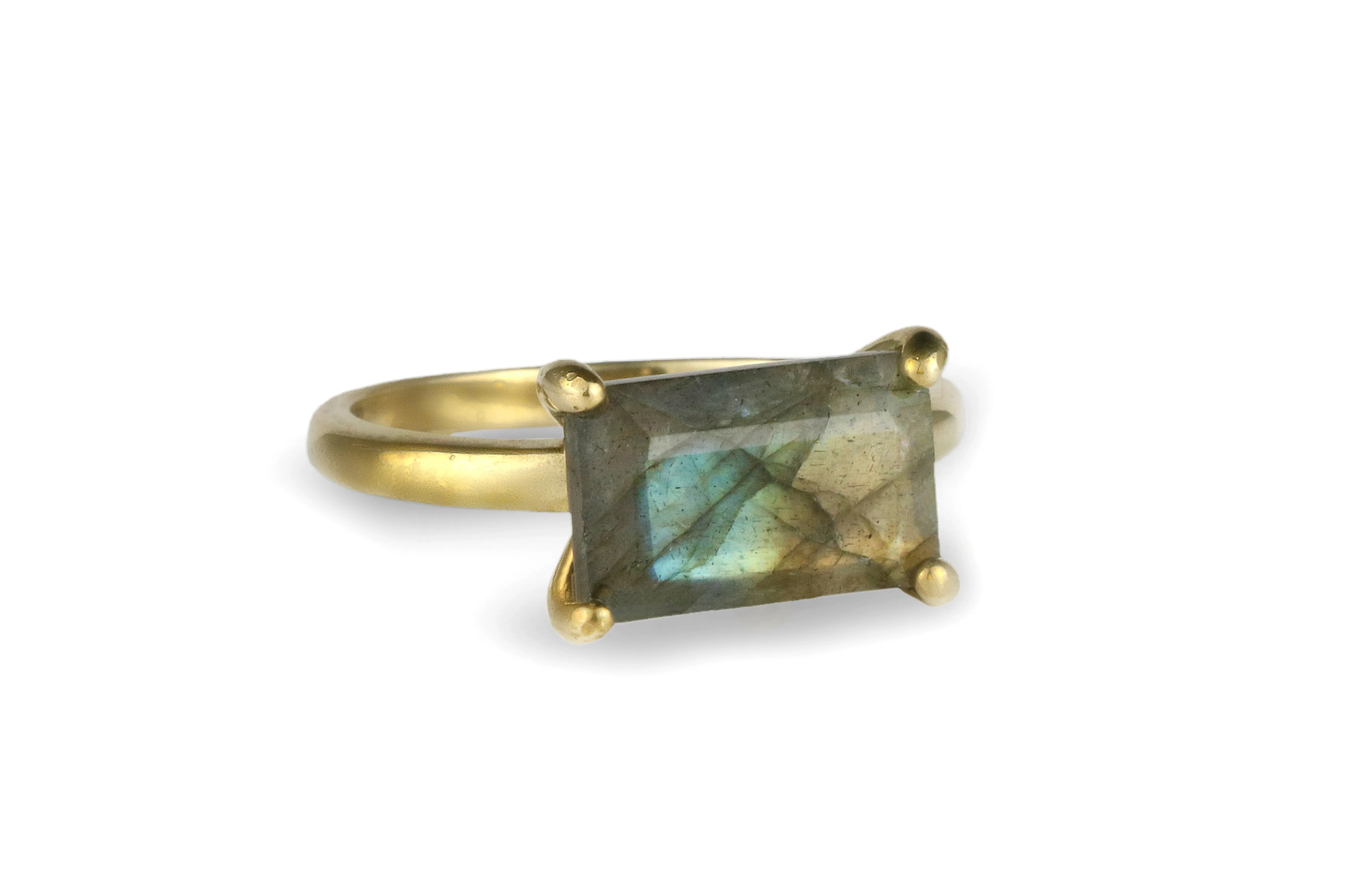 Unique Labradorite Ring in 14k Gold