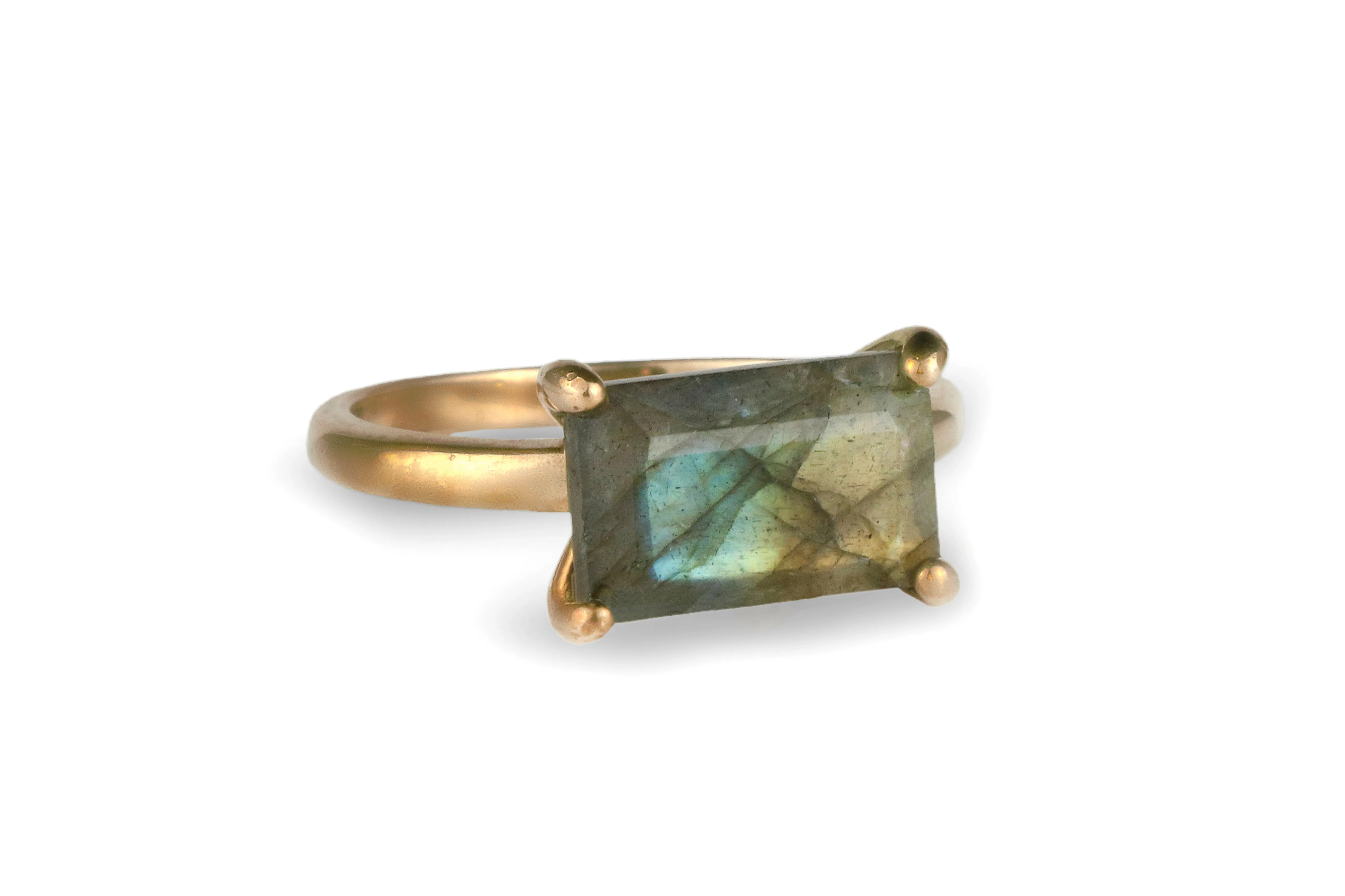 Unique Labradorite Ring in 14k Gold