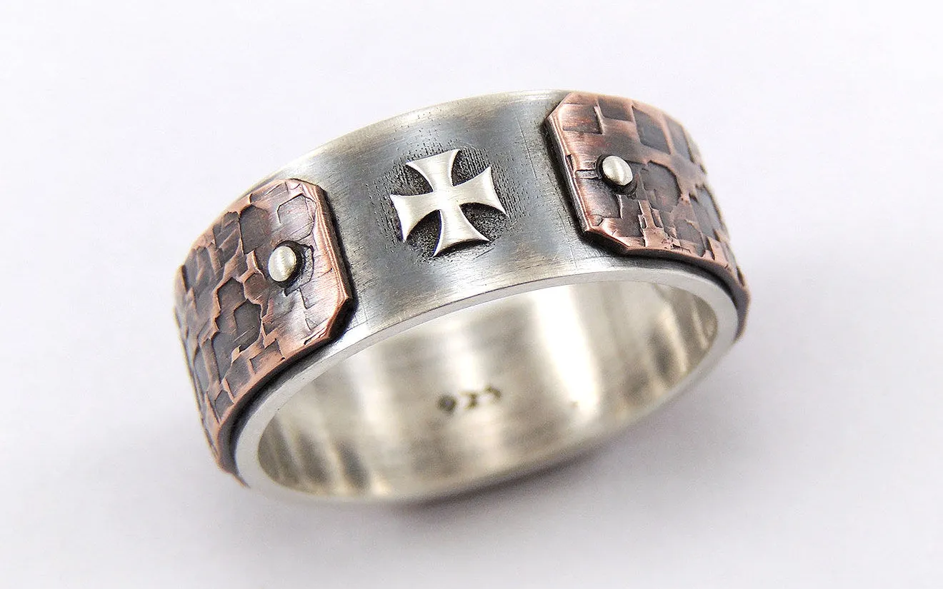 Unique men cross ring