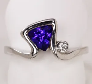Unique Trilliant Tanzanite and Diamond Ring