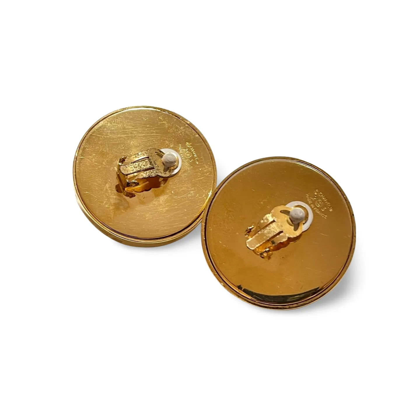 Vintage CHANEL round jumbo earrings with faux pearl petal flower, clover motifs. Very chic and mod jewelry. 061126ac2