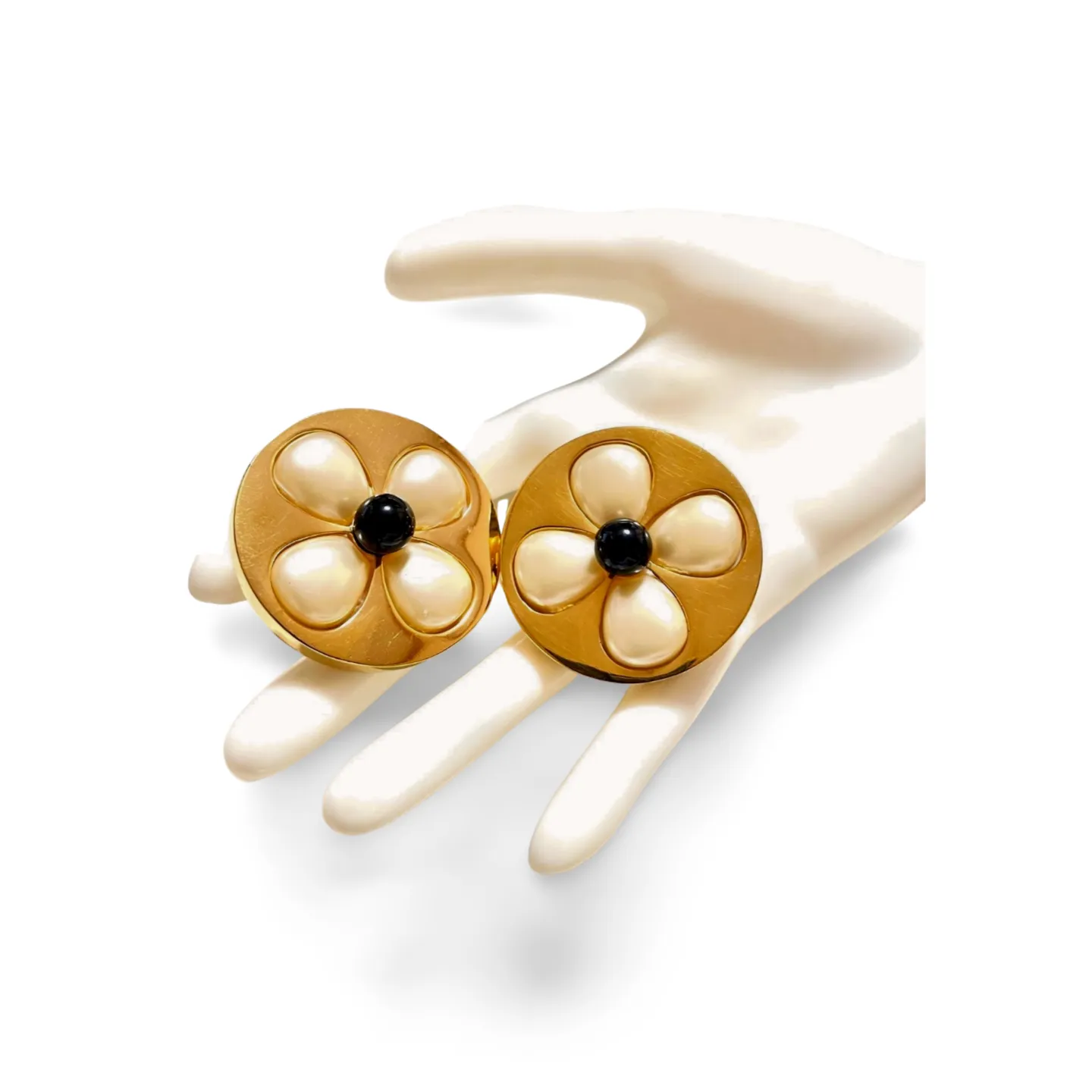 Vintage CHANEL round jumbo earrings with faux pearl petal flower, clover motifs. Very chic and mod jewelry. 061126ac2