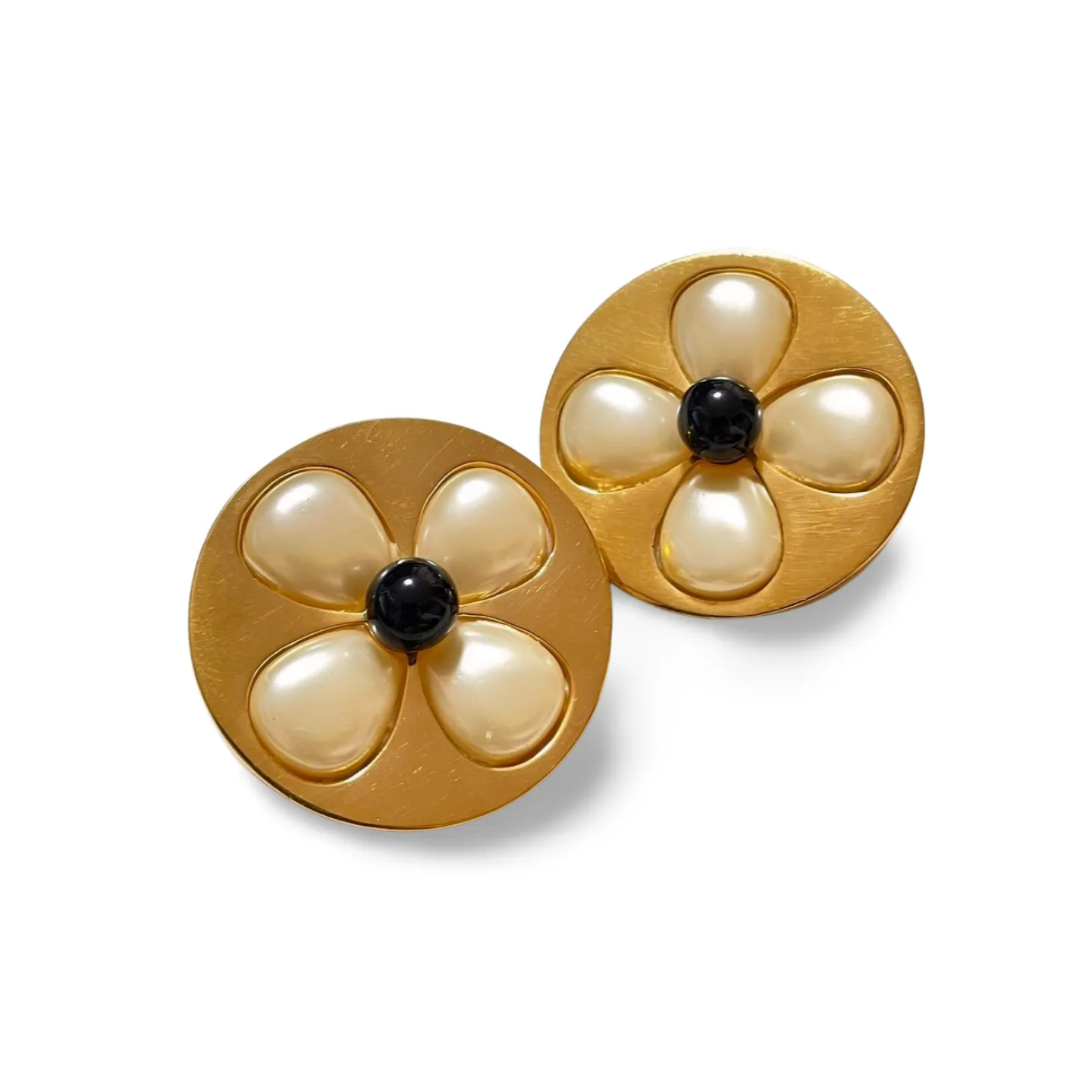 Vintage CHANEL round jumbo earrings with faux pearl petal flower, clover motifs. Very chic and mod jewelry. 061126ac2