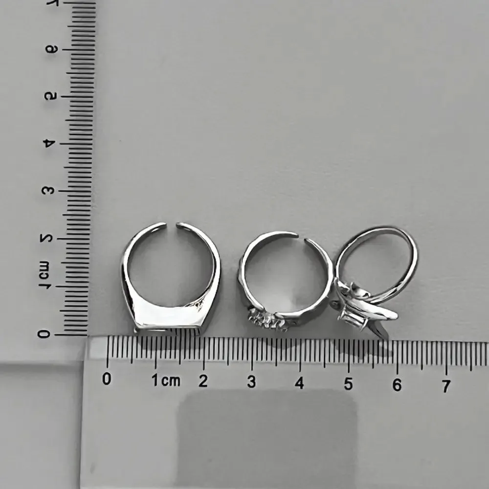 Y2K Irregular Crystal Rings with Unique Star Design