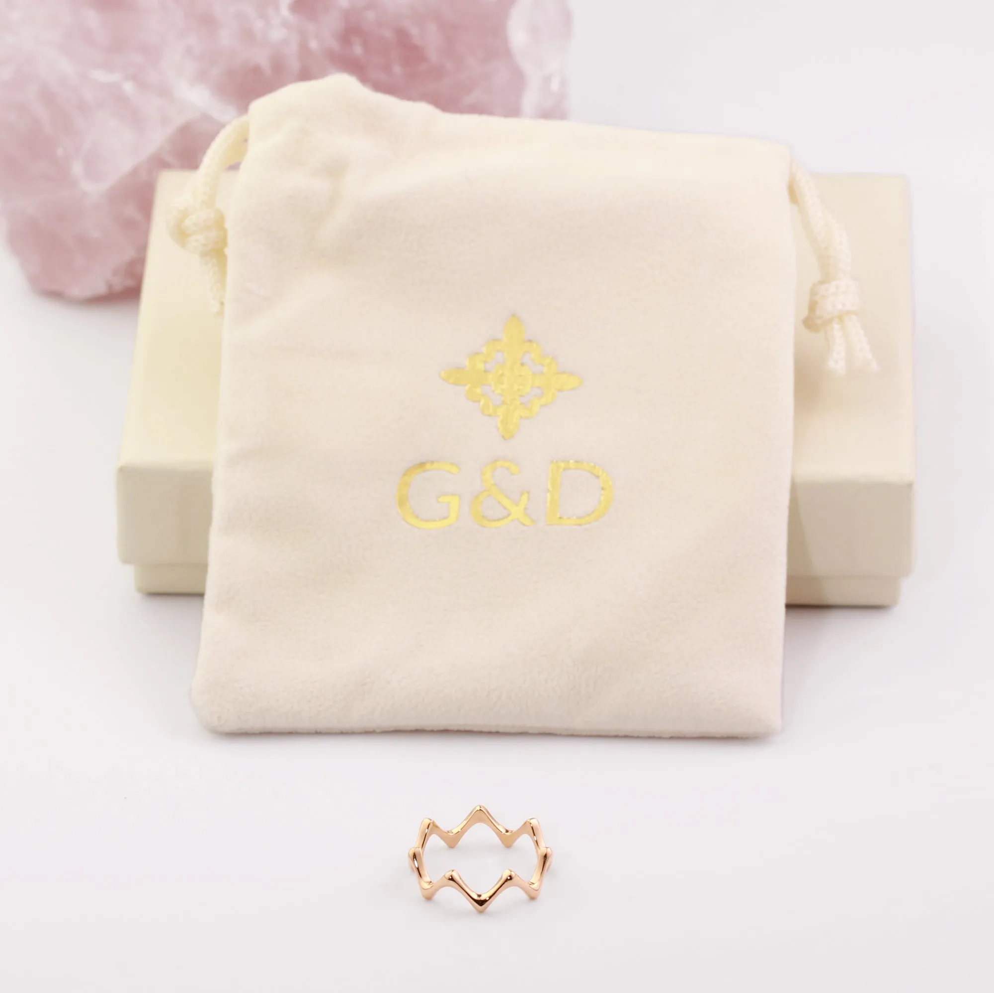 Zig Zag Ring in 14K Gold